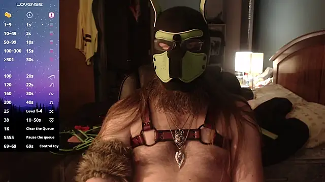 kinkywolf429 online show from April 9, 6:19 am