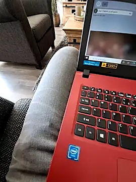 toppiefloppi online show from February 19, 11:38 am