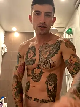 wethkisses online show from October 7, 5:28 pm