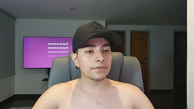 Jhoan saenz online show from November 14, 3:10 am