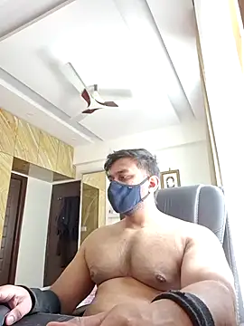 kaizercool1 online show from February 14, 5:35 am