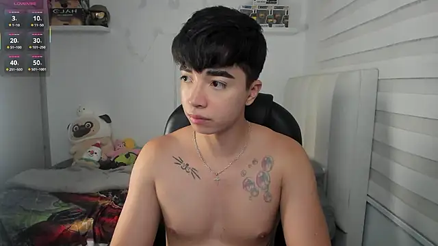 santy7v7 online show from March 13, 1:41 pm