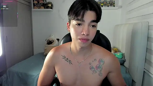 santy7v7 online show from January 14, 1:49 pm