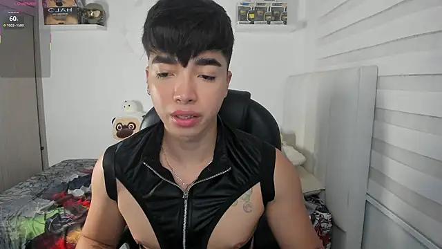 santy7v7 online show from February 15, 1:30 pm