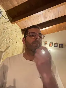 steph19x5 online show from March 18, 6:44 pm