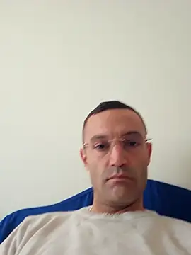 Snapshot of enricso chatting on October 7, 1:26 pm enricso online show from October 7, 1:26 pm
