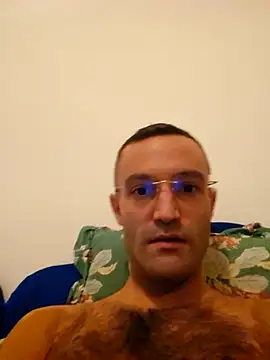 Snapshot of enricso chatting on October 2, 1:04 pm enricso online show from October 2, 1:04 pm