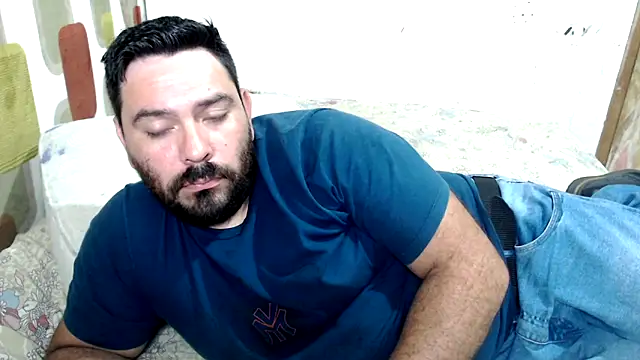 lucasprloco online show from February 9, 8:24 pm