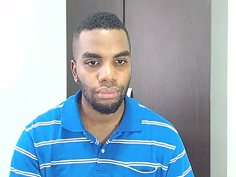 Rene hotman online show from December 5, 7:40 pm