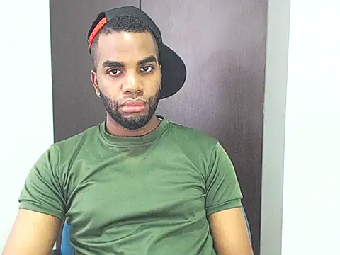 Rene hotman online show from March 3, 7:34 pm