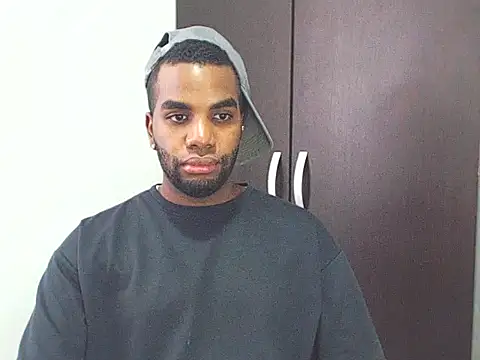 Rene hotman online show from March 8, 7:51 pm