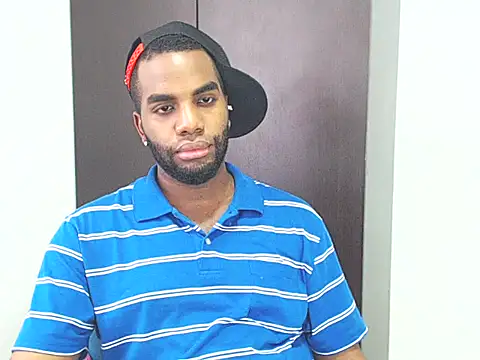 Rene hotman online show from February 18, 7:43 pm