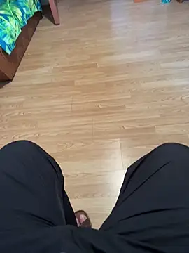 suedel65 online show from November 2, 6:06 am