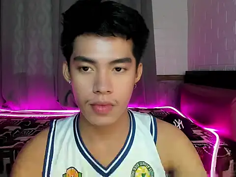 Snapshot of Lightjt04 chatting on October 2, 10:36 pm Lightjt04 online show from October 2, 10:36 pm