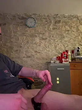 yann2392 online show from April 22, 8:46 pm