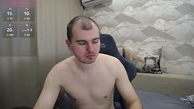 Snapshot of SerzhKorol1 chatting on March 10, 9:56 am SerzhKorol1 online show from March 10, 9:56 am