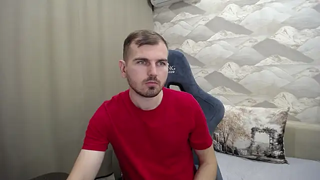 Snapshot of SerzhKorol1 chatting on October 11, 10:30 am SerzhKorol1 online show from October 11, 10:30 am
