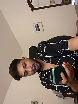  IRRESISTIBLE  online show from March 20, 12:00 pm