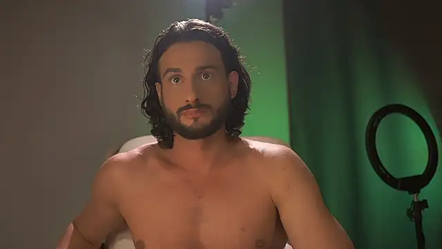 Keen   Luckystrike online show from October 14, 7:10 pm