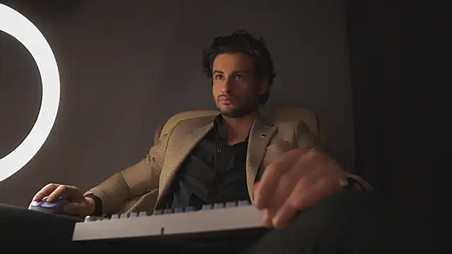 Keen   Luckystrike online show from March 3, 11:01 pm