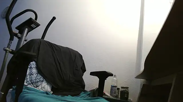 chubbysmallcockxh online show from June 3, 6:57 pm