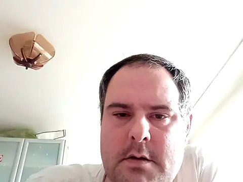 Snapshot of tididi1986 chatting on October 31, 1:58 pm tididi1986 online show from October 31, 1:58 pm