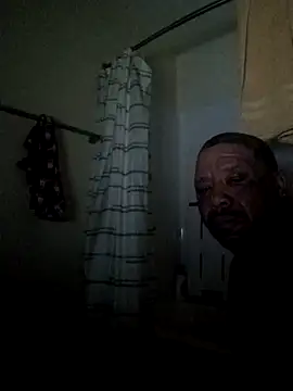 yellowwetfox online show from February 24, 2:51 pm