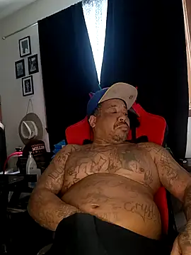 yellowwetfox online show from February 2, 4:43 pm