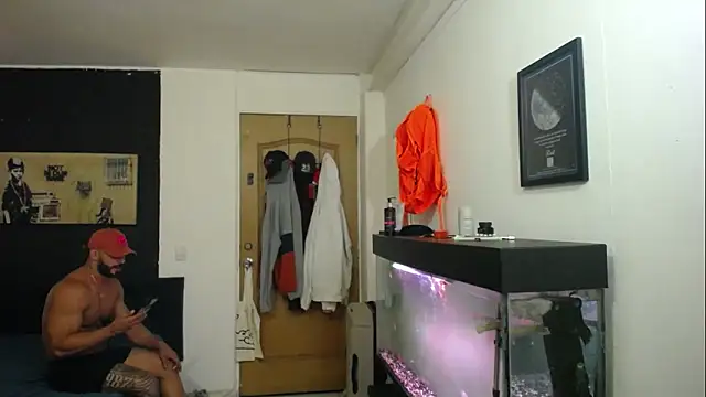 romeolovedark online show from January 11, 1:27 am