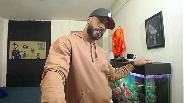 romeolovedark online show from February 10, 2:19 am