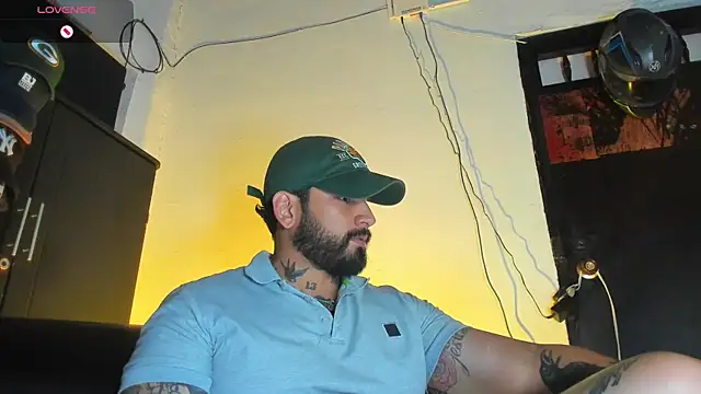 CamiloGray  online show from December 17, 2:46 pm