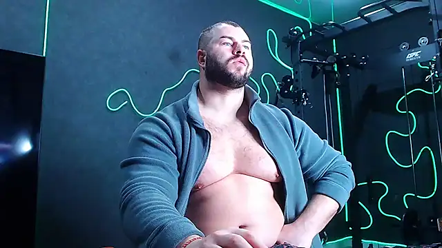 muscularjohnforuX online show from February 1, 9:19 am