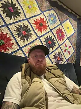 Mackwood89 online show from March 24, 11:15 am