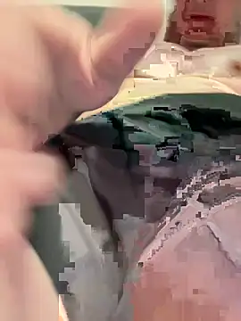 txcocks29 online show from April 21, 3:34 am