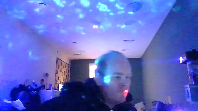 Janssen88 online show from March 28, 9:04 pm