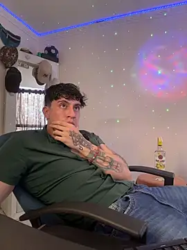 strongboy  online show from December 13, 7:53 pm