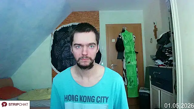 Chris23547 online show from May 1, 10:29 am