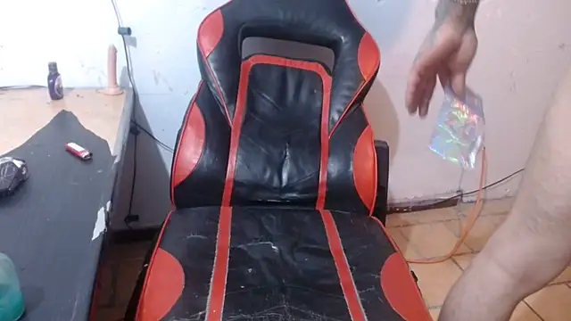 DADDYGNAGSTA online show from December 6, 8:48 am