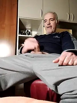 Setesesso7 online show from February 27, 6:29 pm