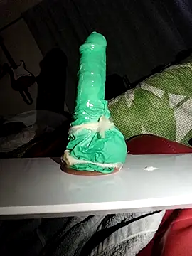 TheTree13 online show from March 29, 9:20 am