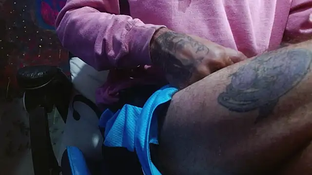 Tatted21xxx online show from December 29, 1:24 am