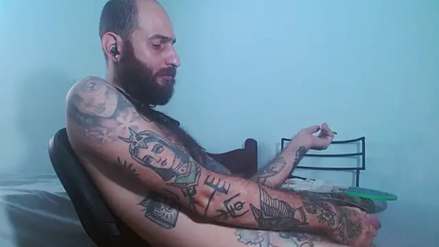 Tatted21xxx online show from September 27, 3:32 pm