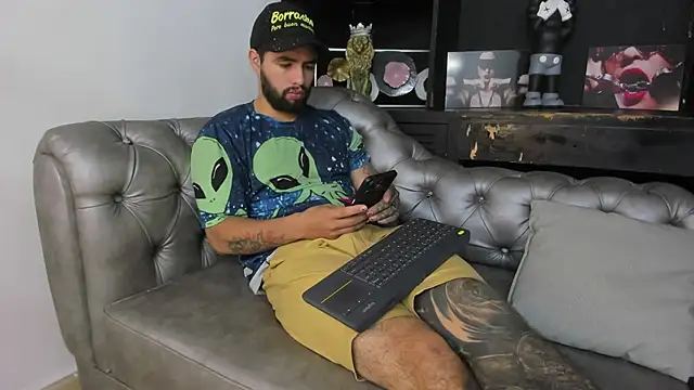 matteosantos online show from February 25, 11:30 am