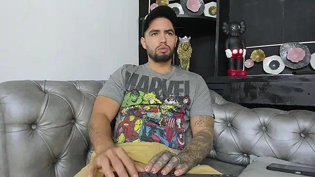 matteosantos online show from March 8, 11:44 am