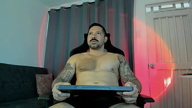 Pierre Vidal online show from November 1, 9:19 pm