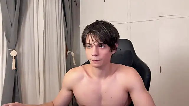 SasukeUhchiaa online show from April 1, 2:02 am