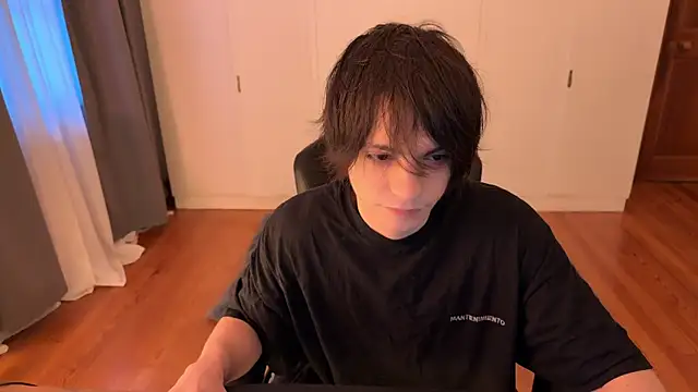 SasukeUhchiaa online show from August 4, 11:04 am