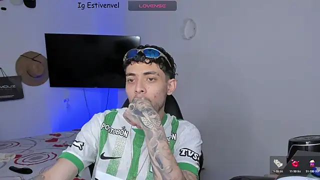 steve latin online show from November 20, 6:29 pm