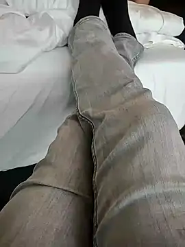 kiam471 online show from February 23, 6:22 am