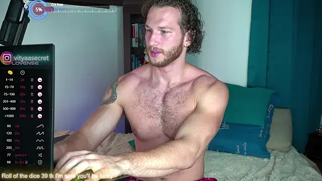 Snapshot of VIktorSecret chatting on January 18, 3:24 am VIktorSecret online show from January 18, 3:24 am